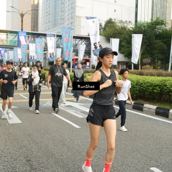 Runner Photo 4762014