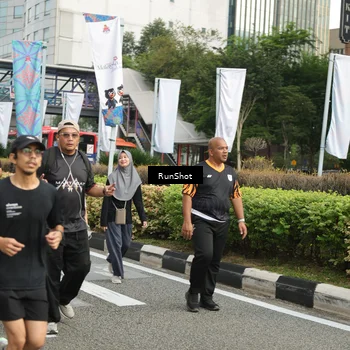 Runner Photo 4762104