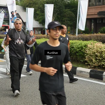 Runner Photo 4762159