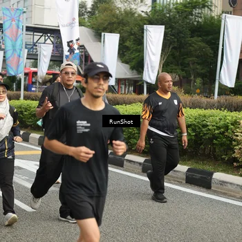 Runner Photo 4762199