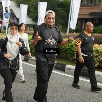 Runner Photo 4762217