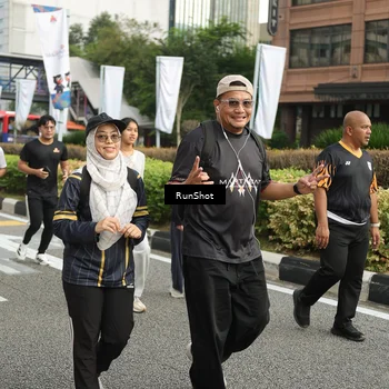 Runner Photo 4762222