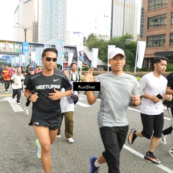 Runner Photo 4762350