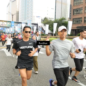 Runner Photo 4762364