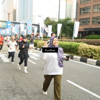 Runner Photo 4762394
