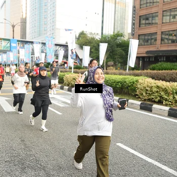 Runner Photo 4762420