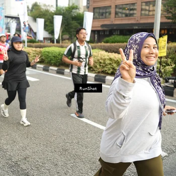 Runner Photo 4762455