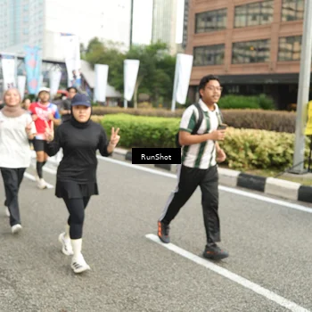 Runner Photo 4762456