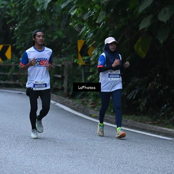 Runner Photo 4762475