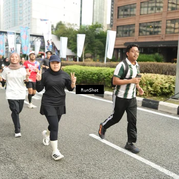 Runner Photo 4762478
