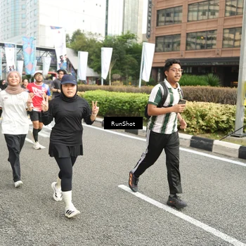 Runner Photo 4762481