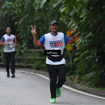 Runner Photo 4762495