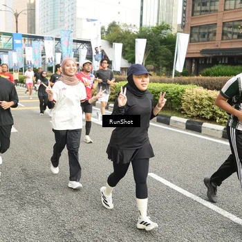 Runner Photo 4762514
