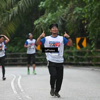 Runner Photo 4762518