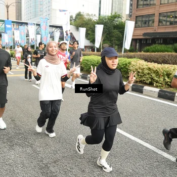 Runner Photo 4762535