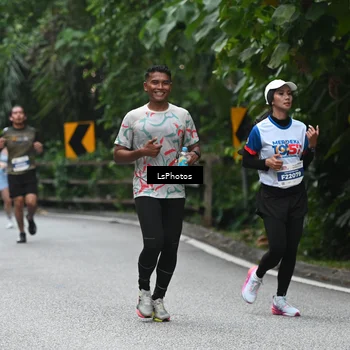 Runner Photo 4762543