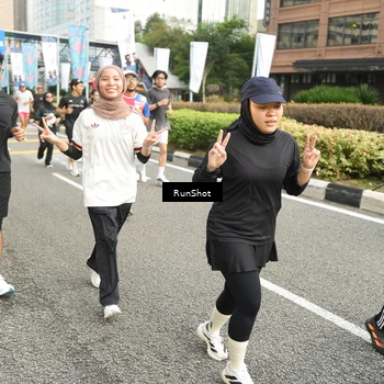 Runner Photo 4762544