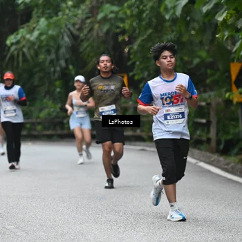 Runner Photo 4762553