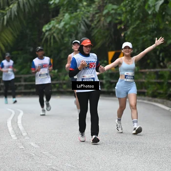 Runner Photo 4762572