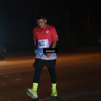 Runner Photo 4762575