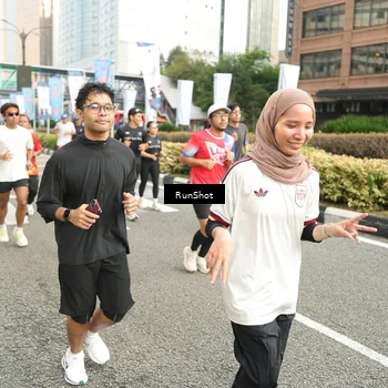 Runner Photo 4762616