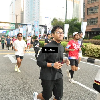 Runner Photo 4762648