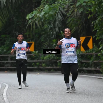 Runner Photo 4762658