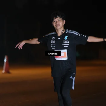 Runner Photo 4762673