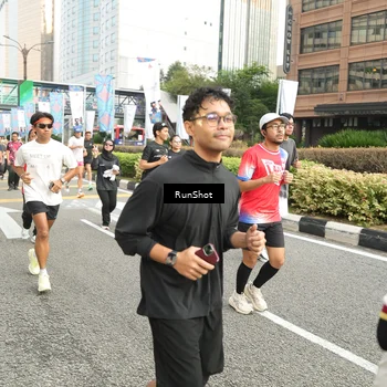 Runner Photo 4762685