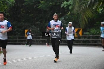 Runner Photo 4762691