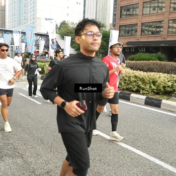 Runner Photo 4762696