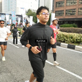 Runner Photo 4762716