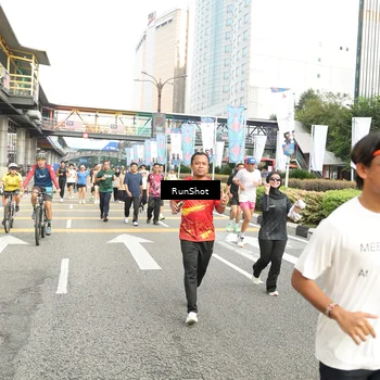 Runner Photo 4762754