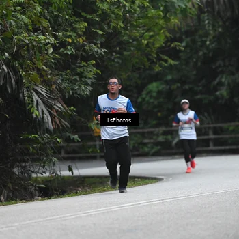 Runner Photo 4762755