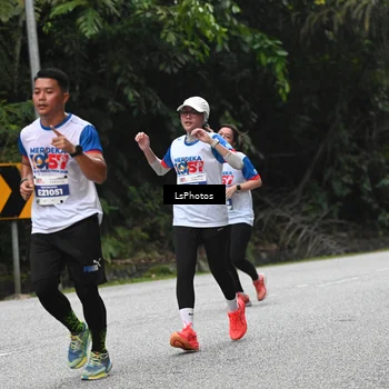 Runner Photo 4762775