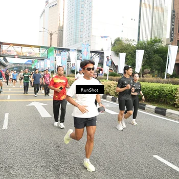 Runner Photo 4762779