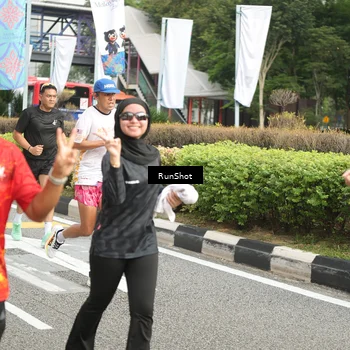 Runner Photo 4762815