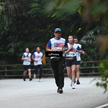 Runner Photo 4762834