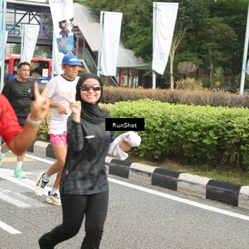 Runner Photo 4762837
