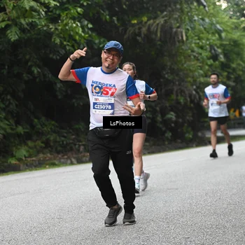 Runner Photo 4762857