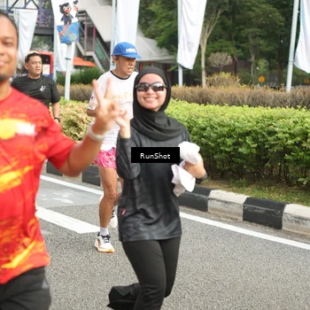 Runner Photo 4762862