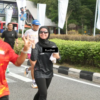 Runner Photo 4762866