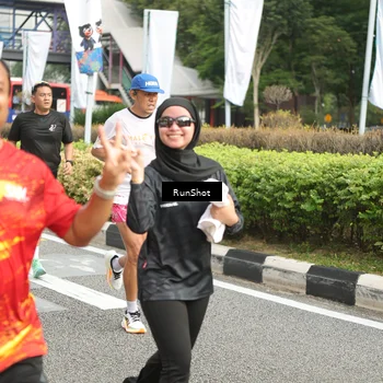 Runner Photo 4762869