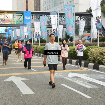 Runner Photo 4762905