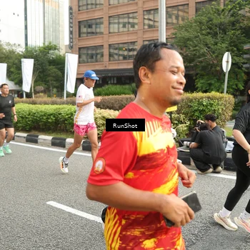 Runner Photo 4762960