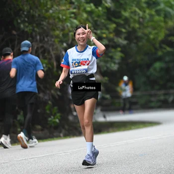 Runner Photo 4762965