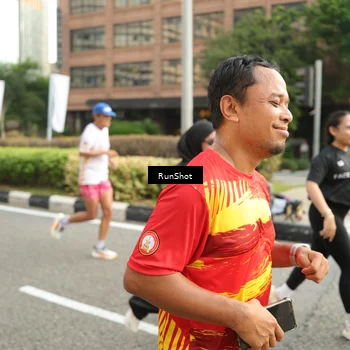 Runner Photo 4762971