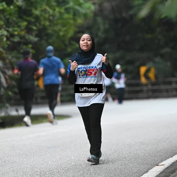 Runner Photo 4762973