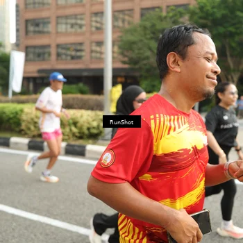 Runner Photo 4762987