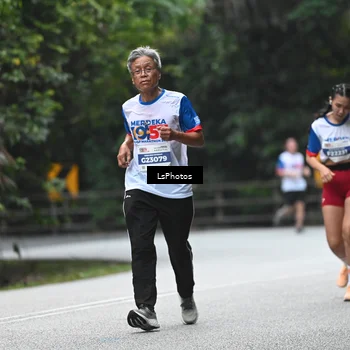 Runner Photo 4763086